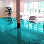 Alexander & - Caloroczny Kryty Basen Mielno (Koszalin)