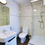 Alexander & - Caloroczny Kryty Basen 4*