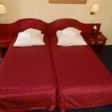 Alexander & - Caloroczny Kryty Basen 4* Mielno