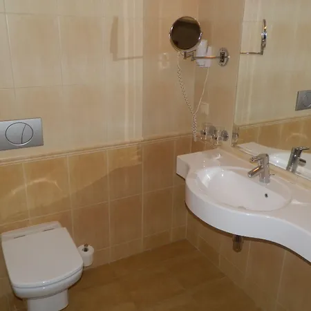 Alexander & - Caloroczny Kryty Basen Aparthotel Mielno (Koszalin)