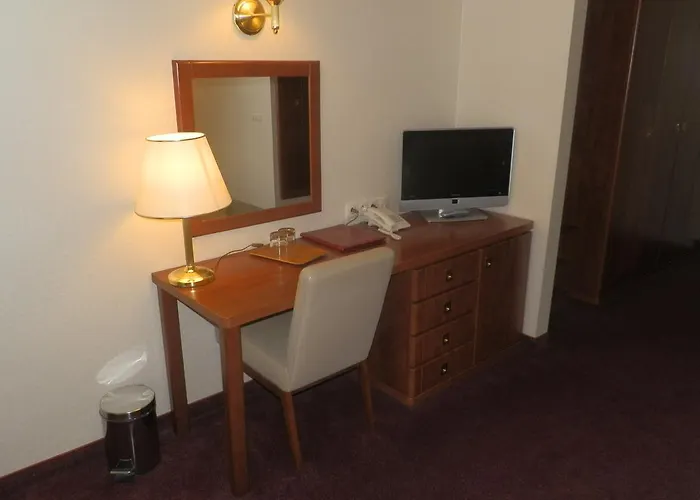 Alexander Resort&spa - Caloroczny Kryty Basen