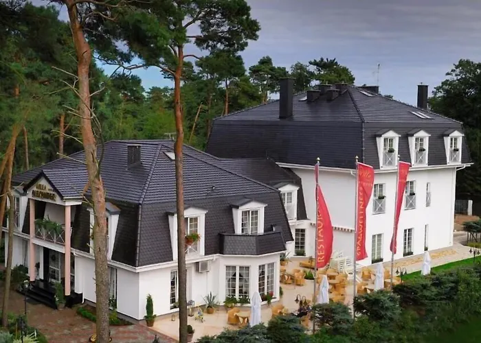 Alexander & - Caloroczny Kryty Basen Mielno (Koszalin)