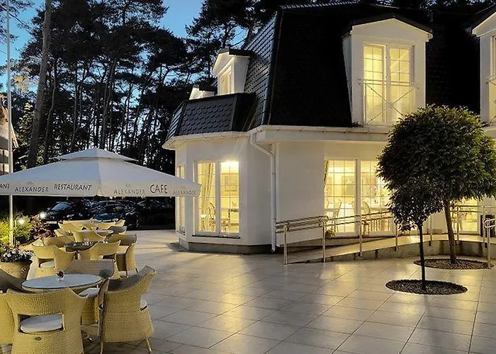 Hotel apartamentowy Alexander Resort&spa - Caloroczny Kryty Basen Mielno (Koszalin)